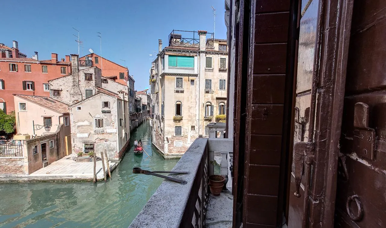 Ca' Della Corte Flats Venedig