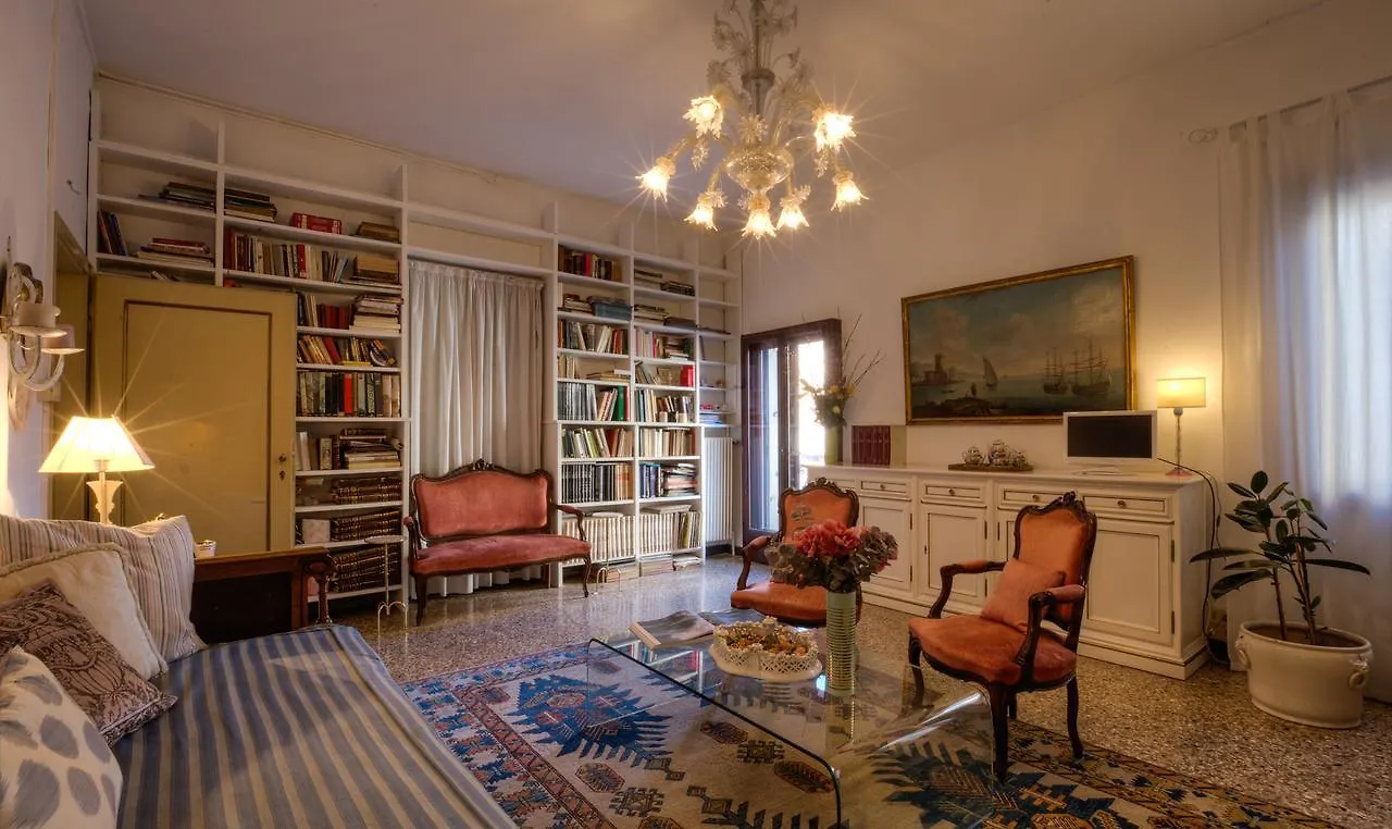 Ca' Della Corte Flats Venedig