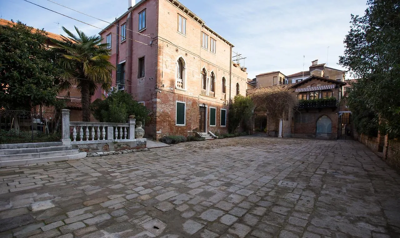 Ca' Della Corte Flats Venedig Italien