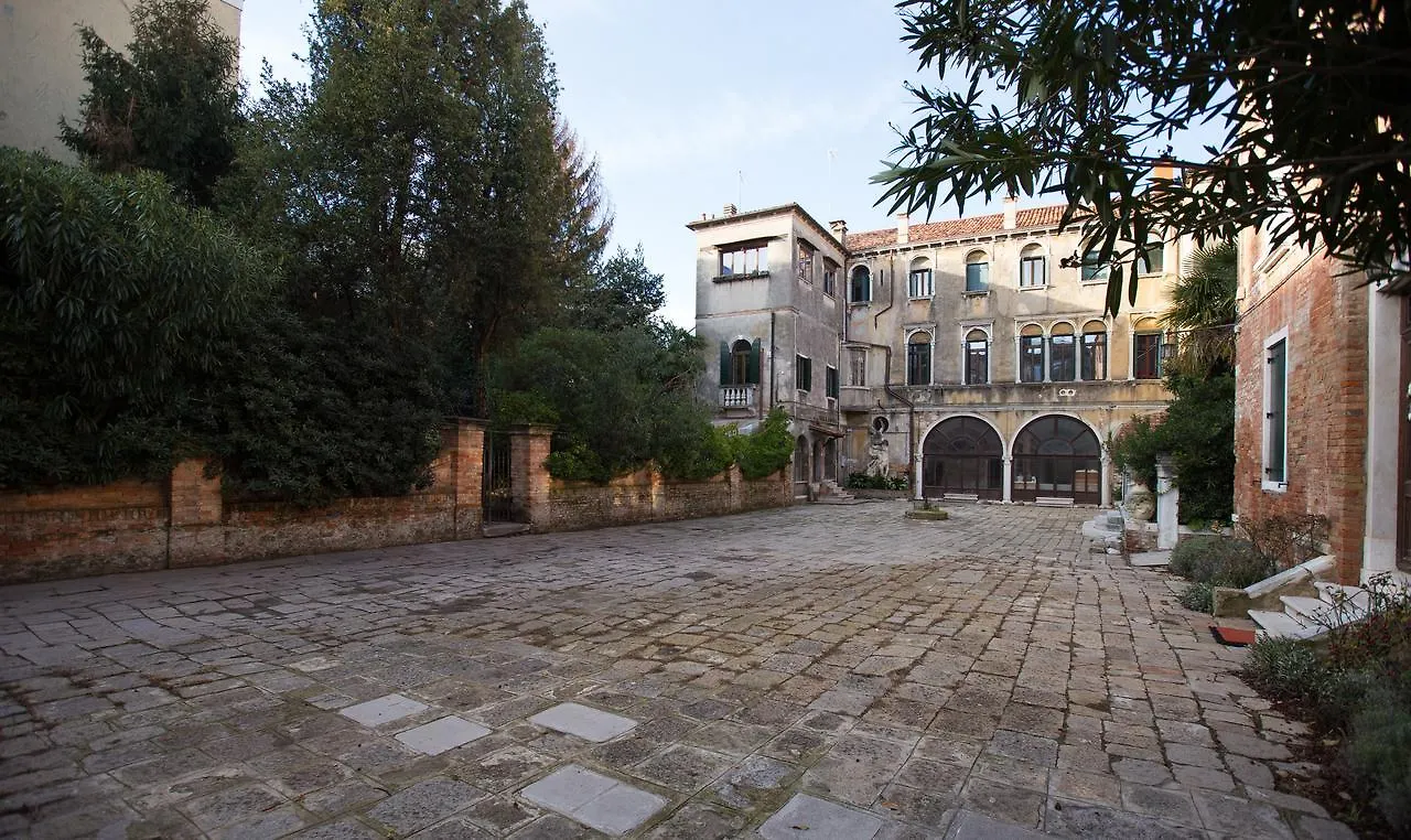 Ca' Della Corte Flats Venedig 0*,  Italien